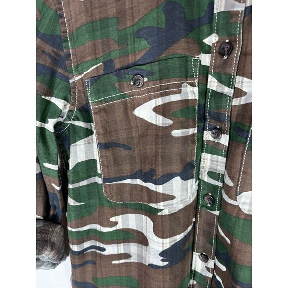 R.L Denim & Supply button down Camo shirt - Picture 4 of 6